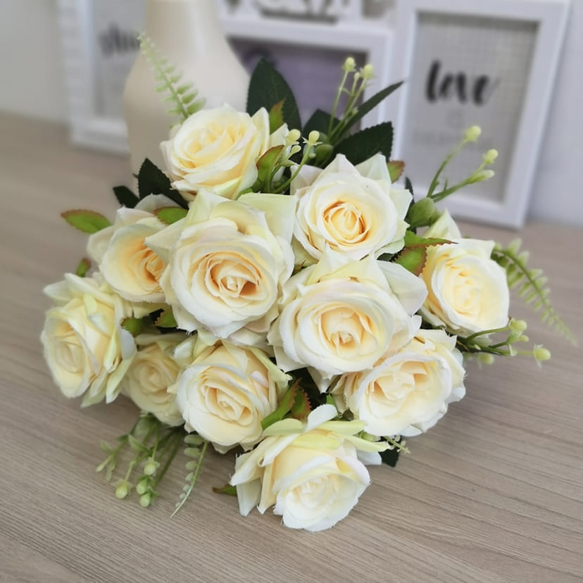 Искусственные цветы в Рязани | Цветы искусственные «Розы острые», молочно-персиковые, букет