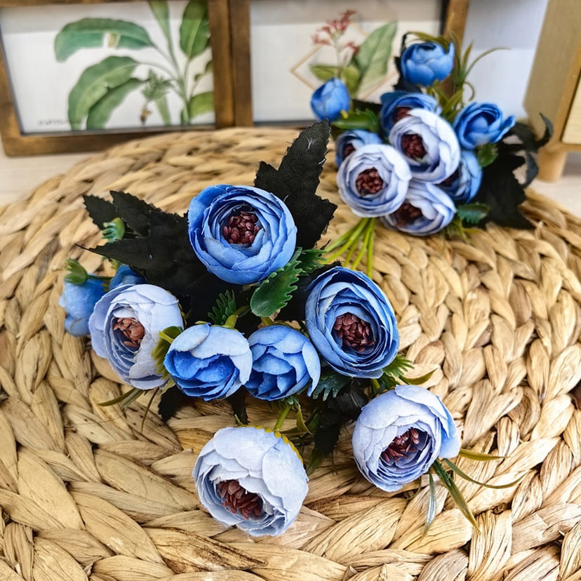 Искусственные цветы в Рязани | Цветы искусственные «Камелии», голубые, букет